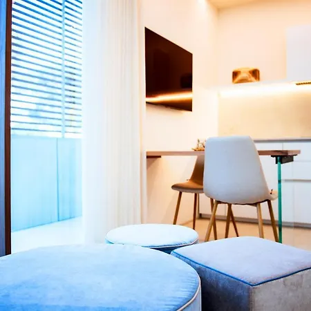 Appartement Vistamare & *
